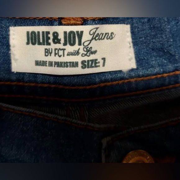 💕💕💕Jolie & Joy Jeans By FCT With Love Women's High Rise Flare Raw Hem Junio… - Picture 3 of 3